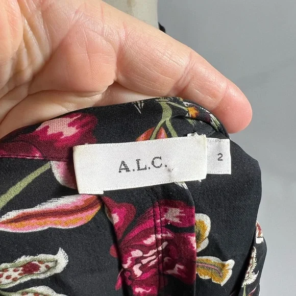 ALC Silk Red Black Tie Neck Flowy Blouse - Picture 5 of 7